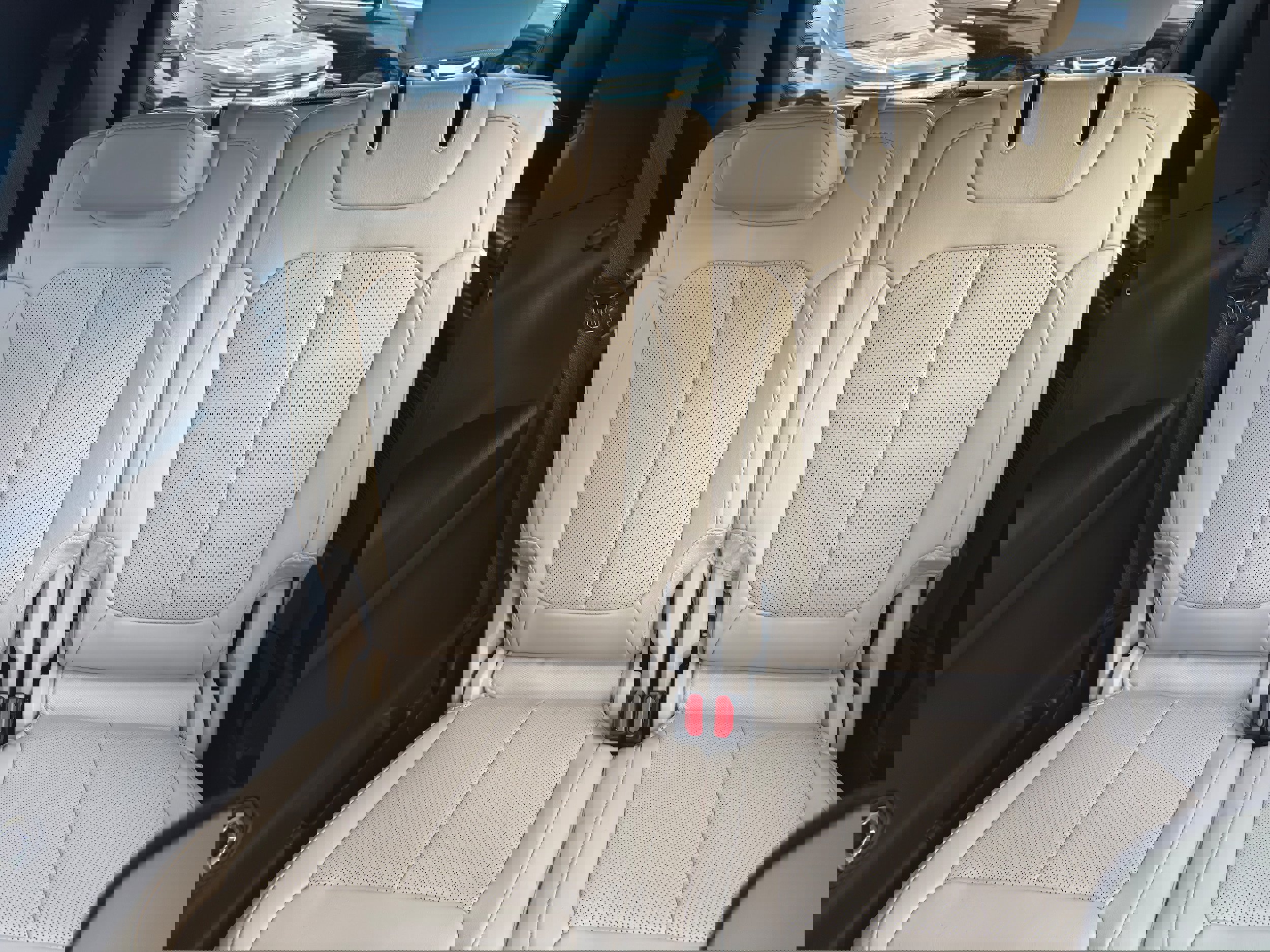 New 2025 Jeep Grand Cherokee L Limited w/ Luxury Tech Group II image 13