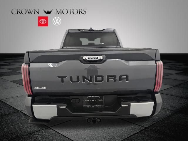 Used 2024 Toyota Tundra Limited AWD/4WD image 5