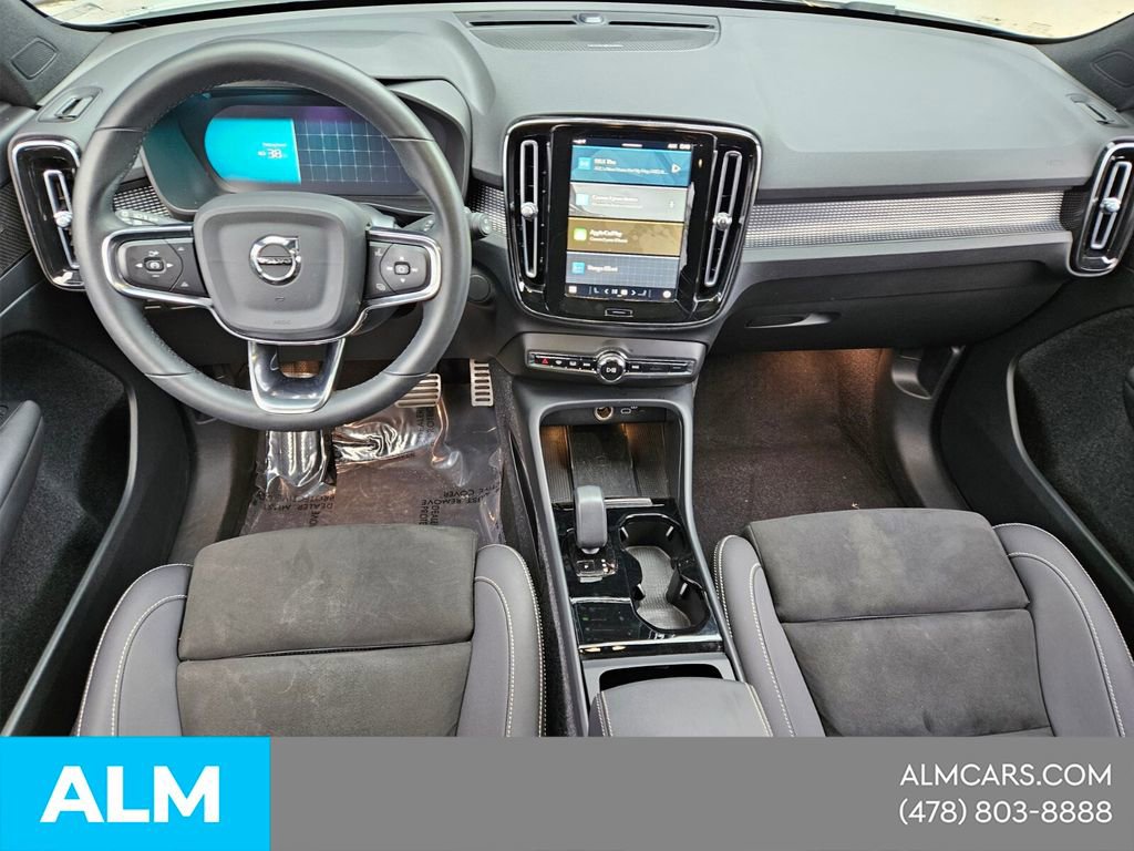 Used 2022 Volvo XC40 P8 Recharge Ultimate AWD/4WD image 16