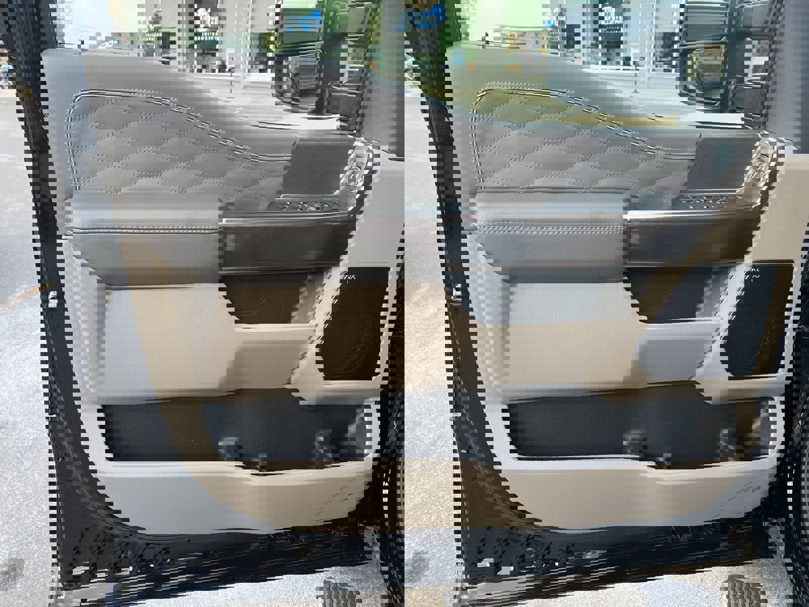 New 2026 Ford F350 Platinum w/ Platinum Plus Package image 20