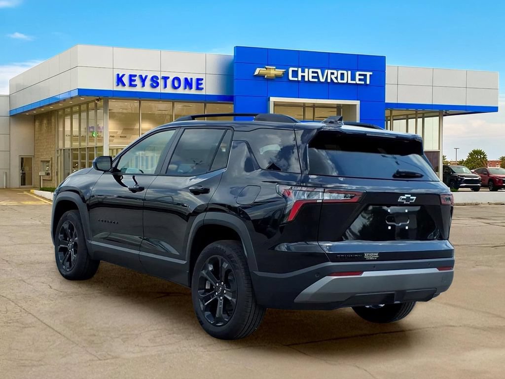 New 2027 Chevrolet Equinox LT w/ Convenience Package II FWD image 3