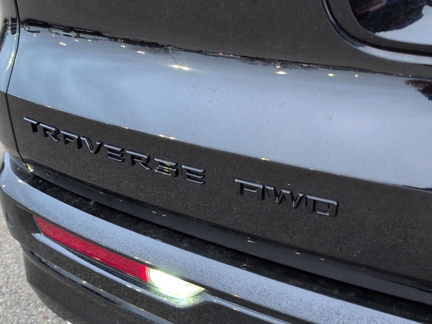 Certified 2024 Chevrolet Traverse RS w/ LPO, Floor Liner Package image 5