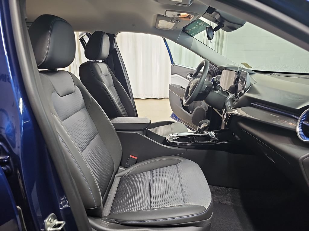 Certified 2024 Chevrolet Trax LT FWD image 13