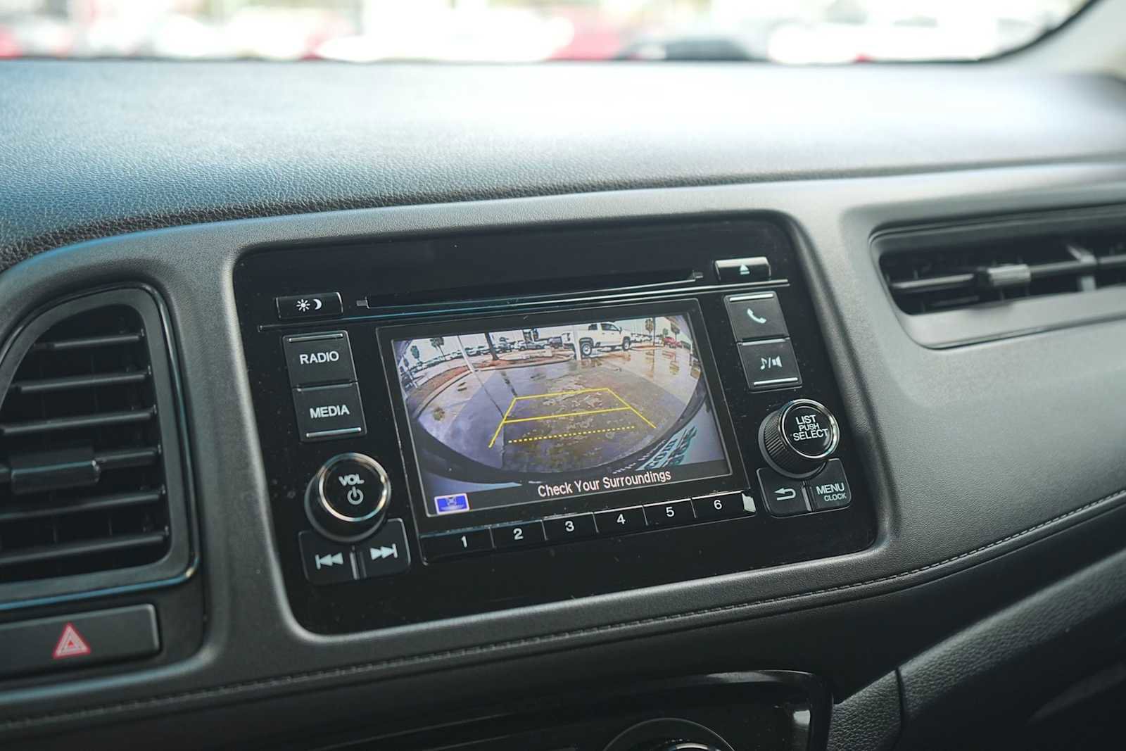 Used 2020 Honda HR-V LX image 23