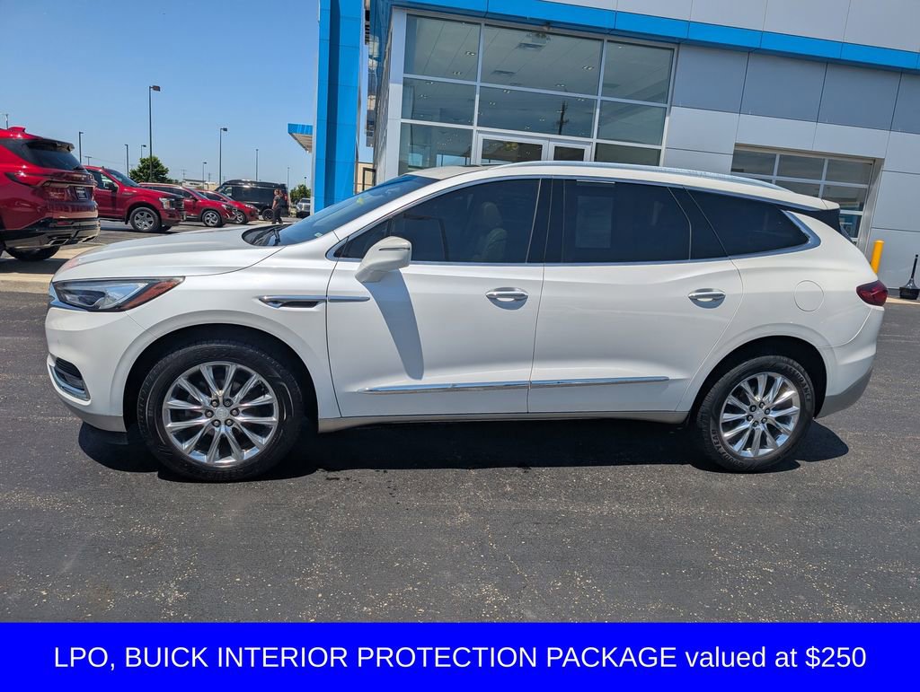 Used 2018 Buick Enclave Premium w/ Experience Buick Package FWD image 4