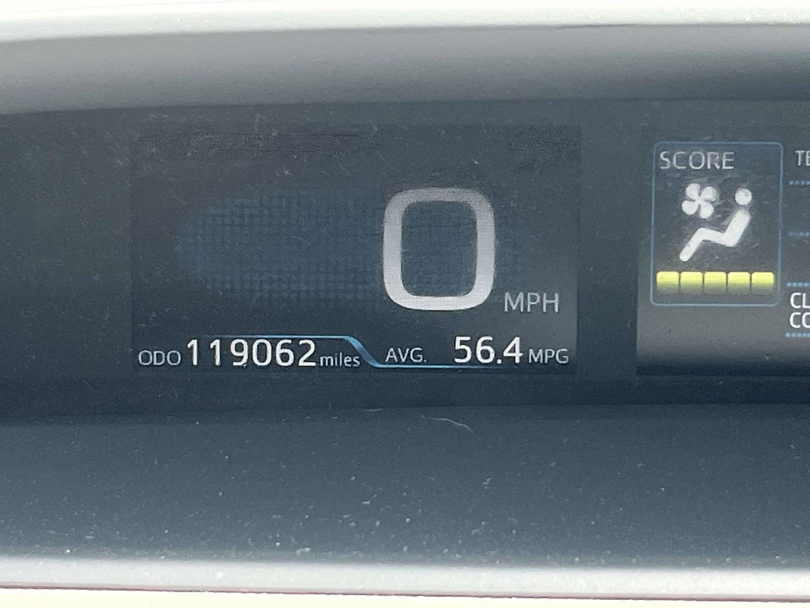 Used 2020 Toyota Prius L Eco FWD image 19