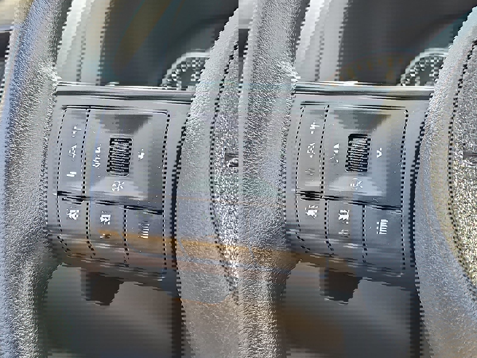 Certified 2024 Nissan Pathfinder S image 19