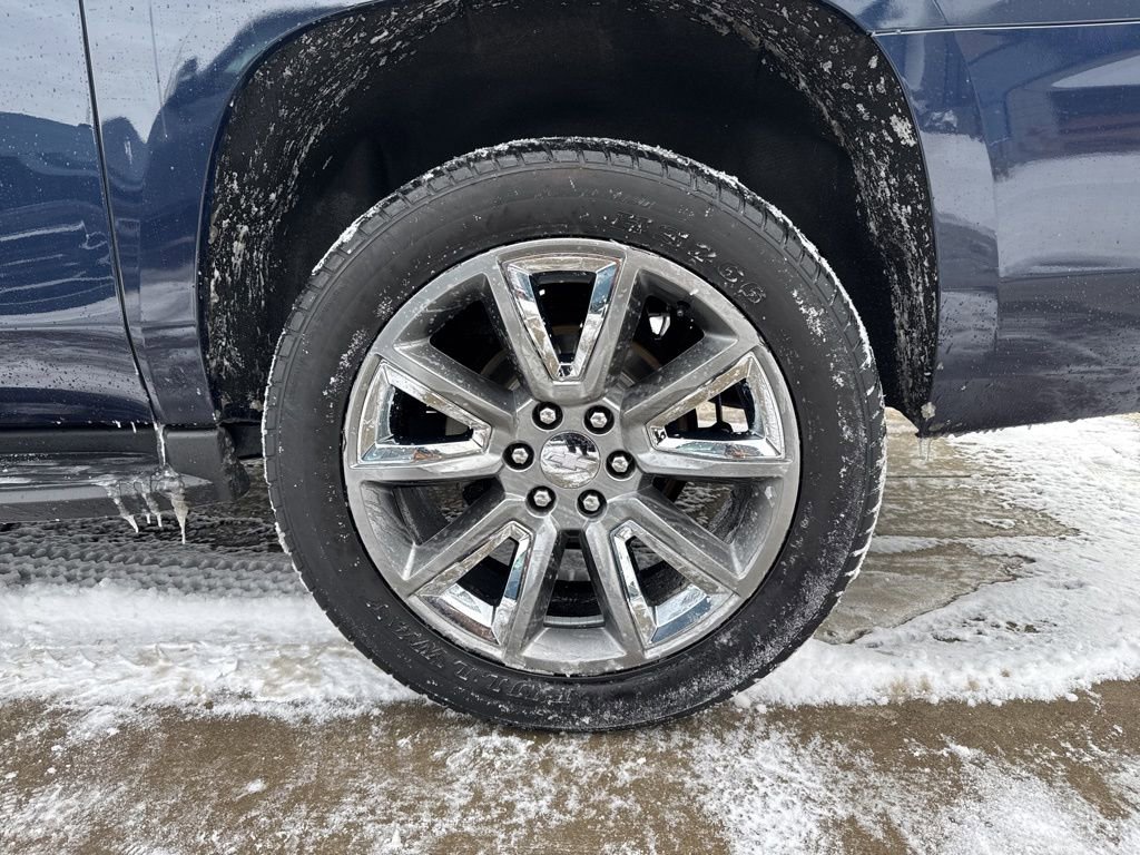 Used 2018 Chevrolet Suburban LT image 48
