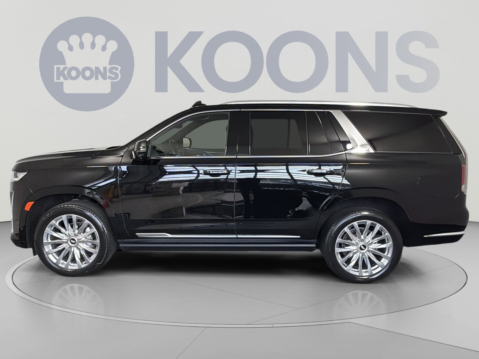 Used 2023 Cadillac Escalade Premium Luxury w/ Performance Package AWD/4WD image 2
