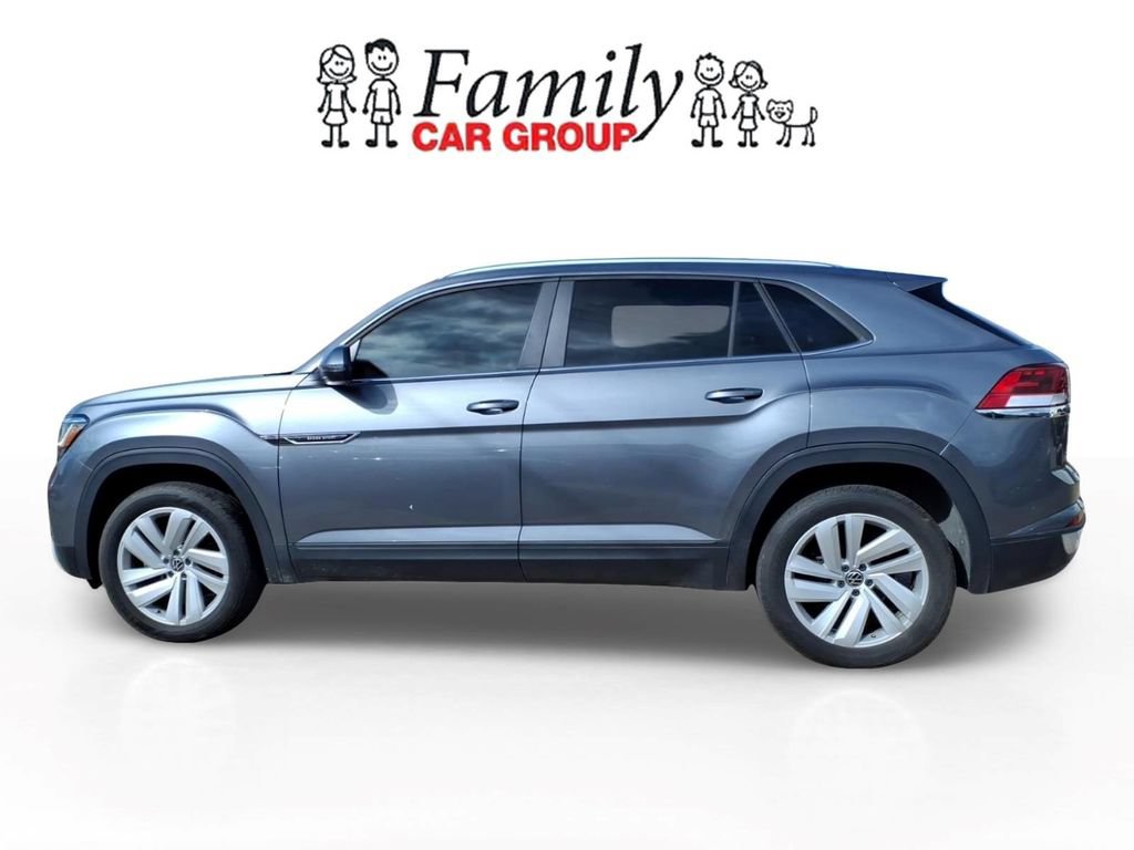 Certified 2023 Volkswagen Atlas Cross Sport SE w/ Panoramic Sunroof Package AWD/4WD image 2