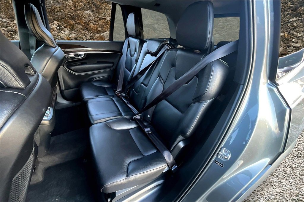 Used 2019 Volvo XC90 T6 Momentum w/ Advanced Package image 23