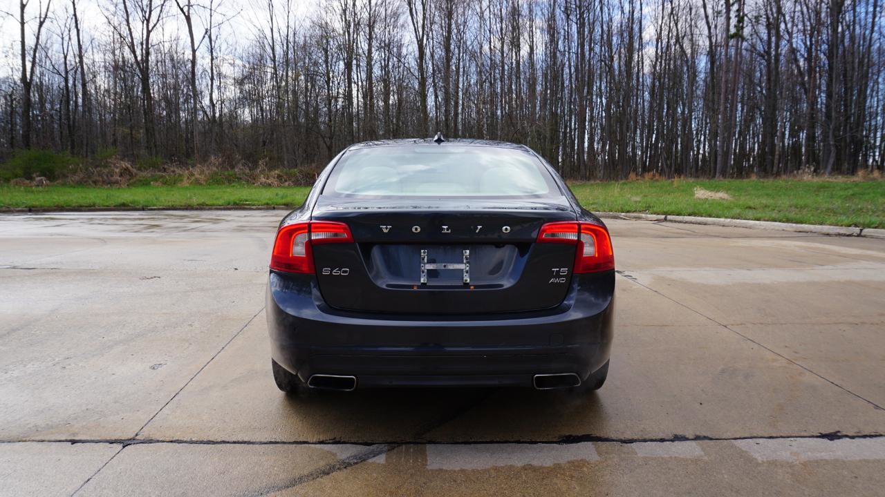 Used 2014 Volvo S60 T5 w/ Climate Package image 4