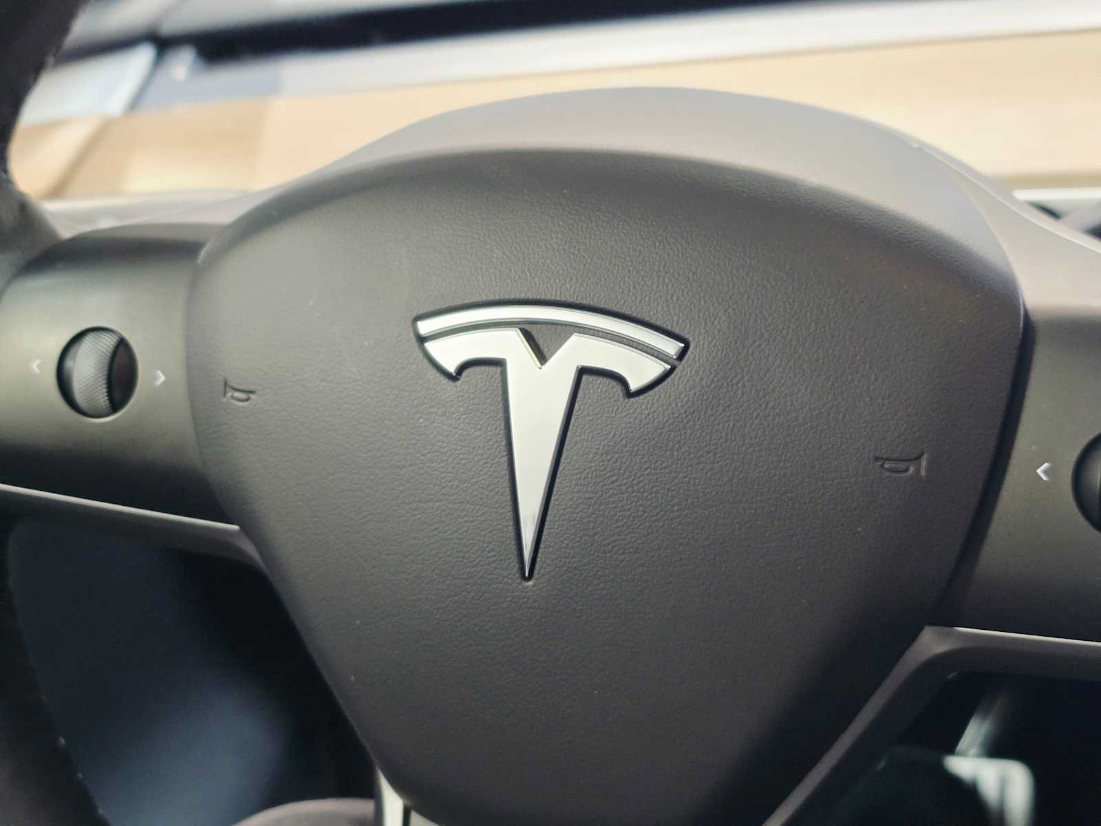 Used 2022 Tesla Model Y Performance AWD/4WD image 22