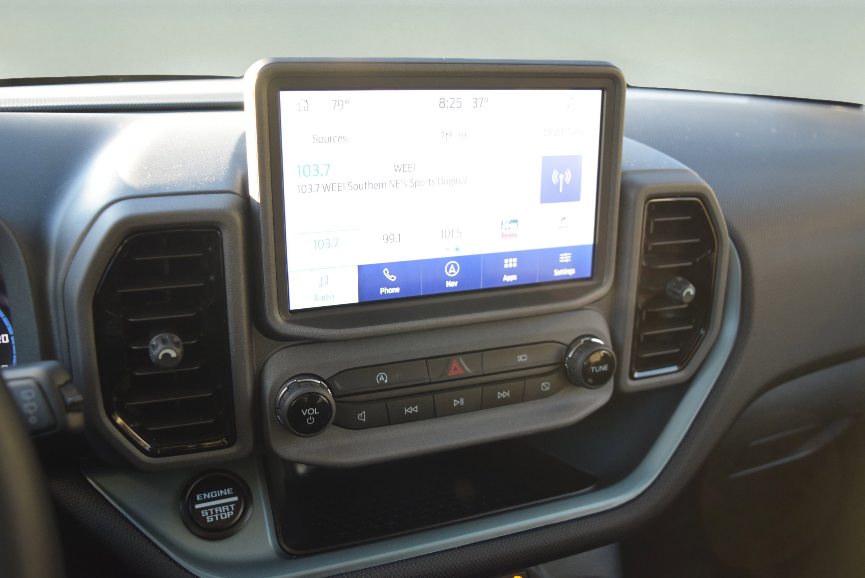 Used 2024 Ford Bronco Sport Badlands image 12