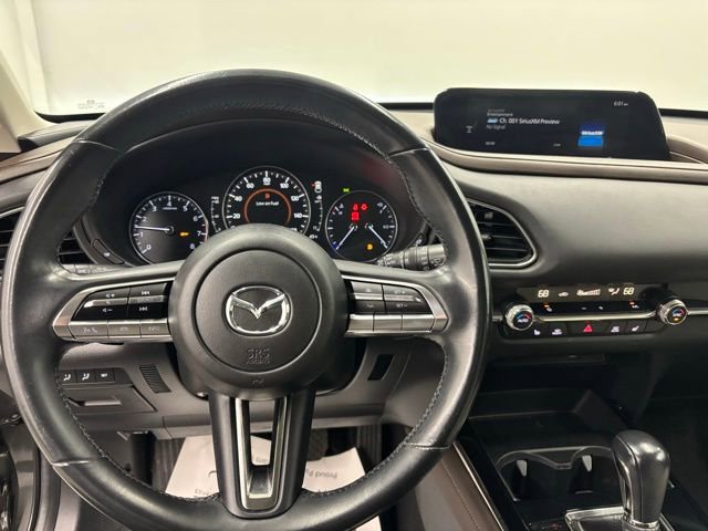 Used 2020 MAZDA CX-30 Premium image 18
