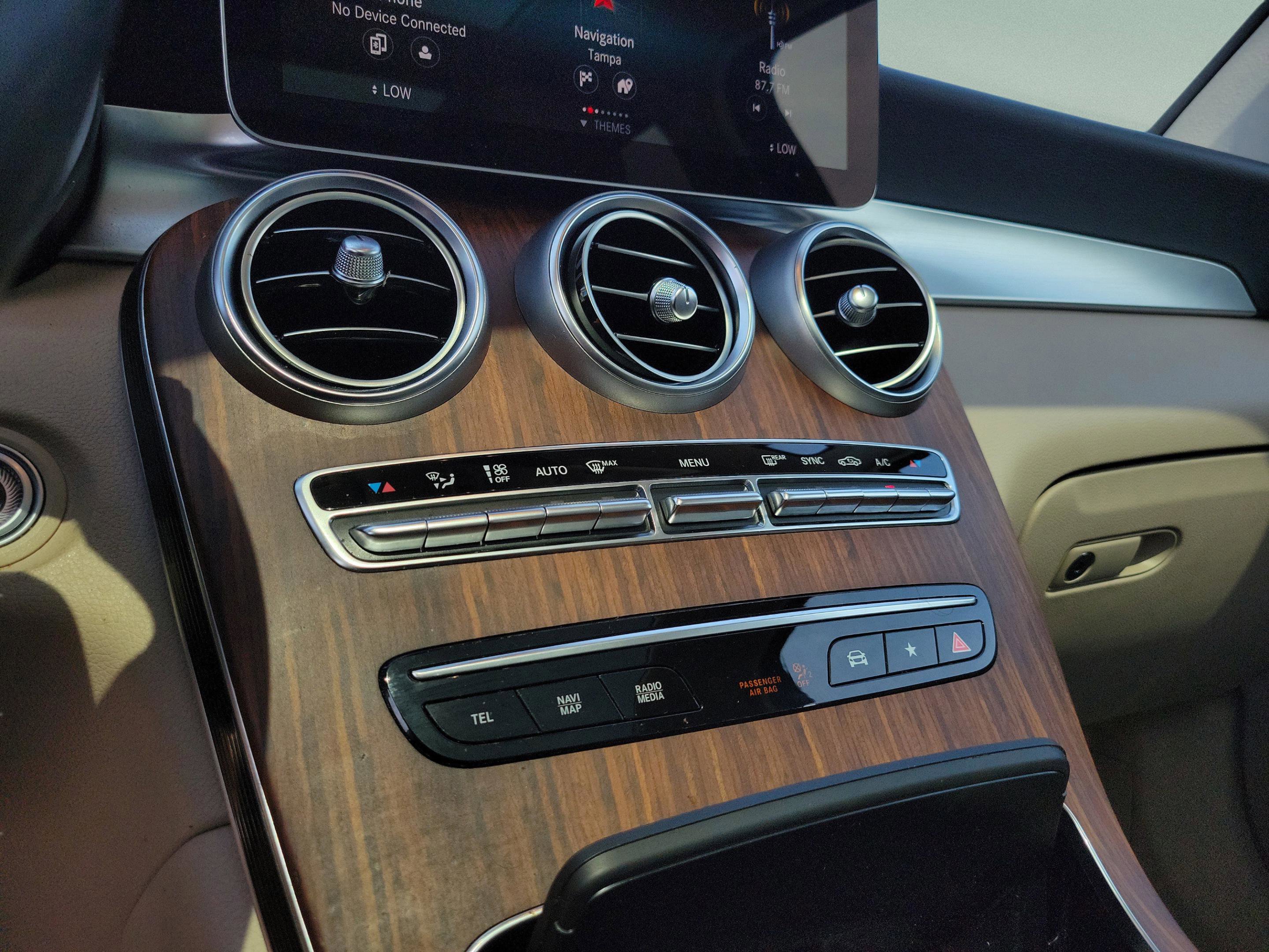 Certified 2022 Mercedes-Benz GLC 300 4MATIC image 22