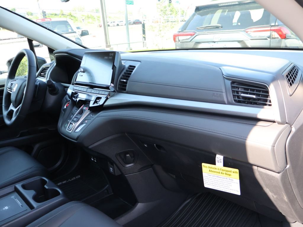 Certified 2026 Honda Odyssey EX-L image 9