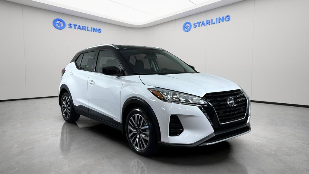 Used 2023 Nissan Kicks SV FWD image 13