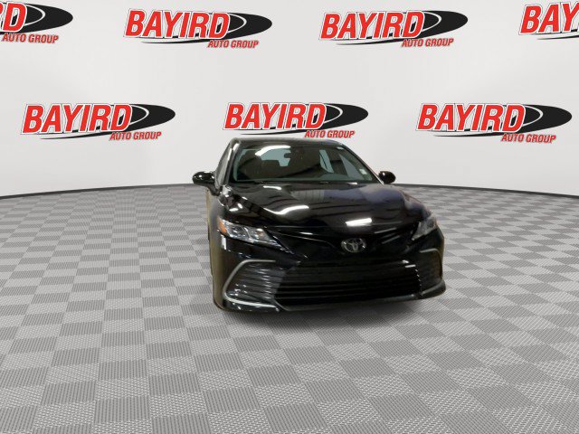 Used 2022 Toyota Camry LE FWD image 3