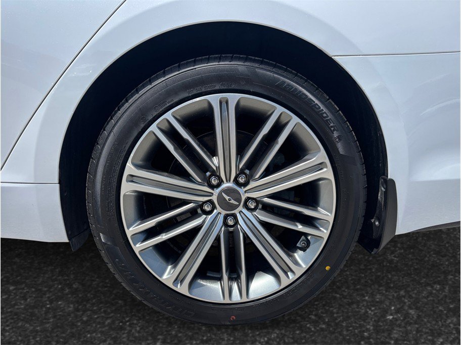 Used 2019 Genesis G80 3.8 RWD image 15