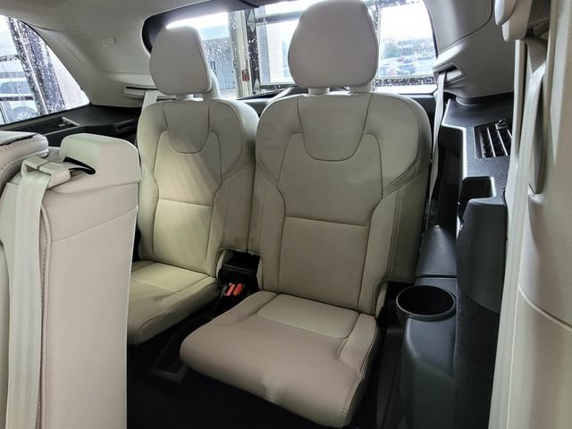 New 2026 Volvo XC90 B6 Ultra w/ Protection Package AWD/4WD image 13