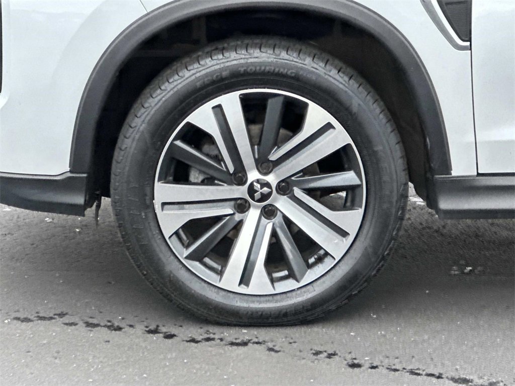 Used 2022 Mitsubishi Outlander Sport SE image 9