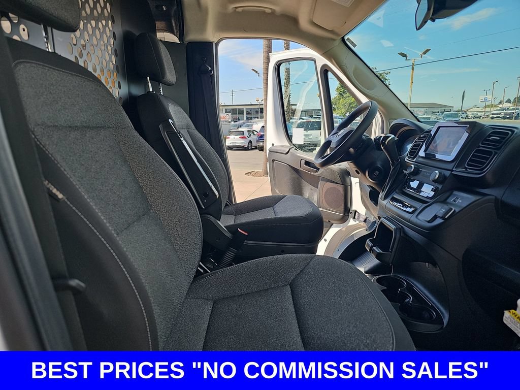 Used 2025 RAM ProMaster 2500 w/ U-Haul Equipment Group FWD image 10
