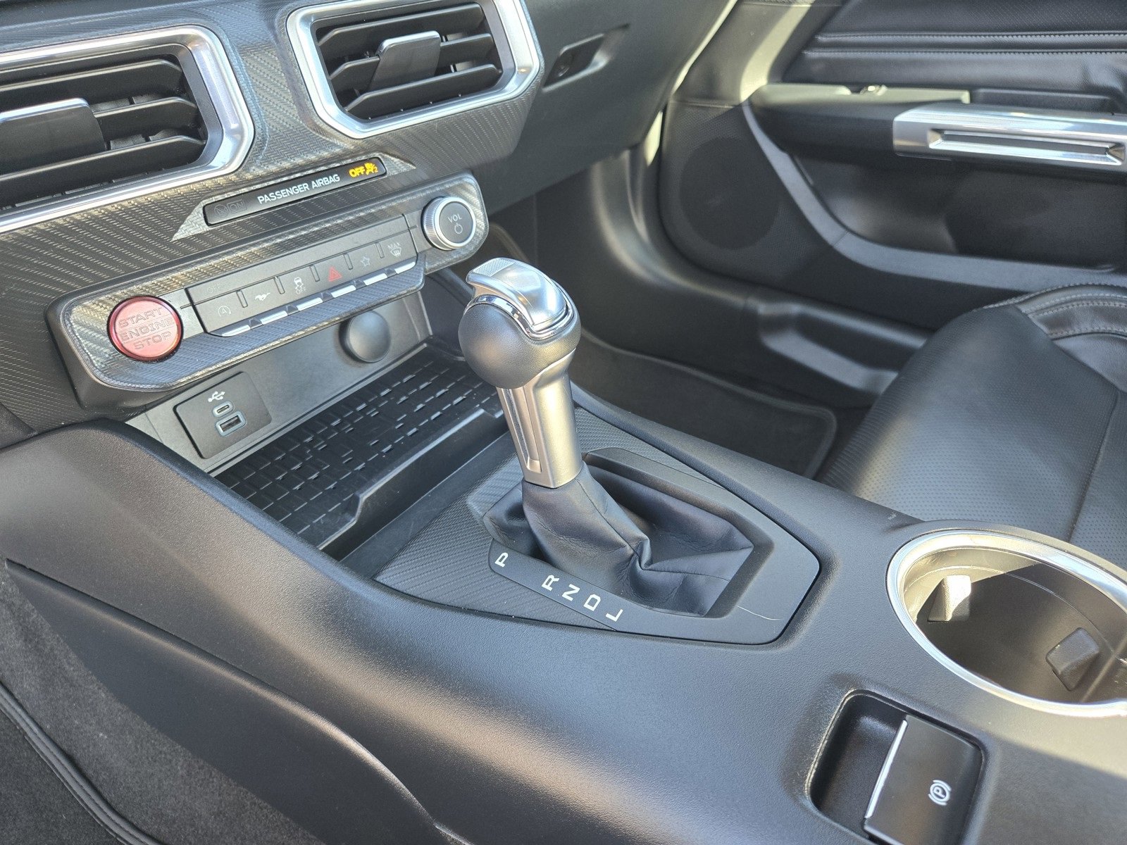 Used 2024 Ford Mustang Premium image 16