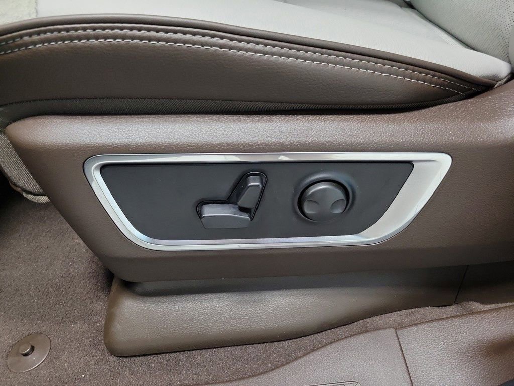 New 2025 RAM 1500 Laramie image 11