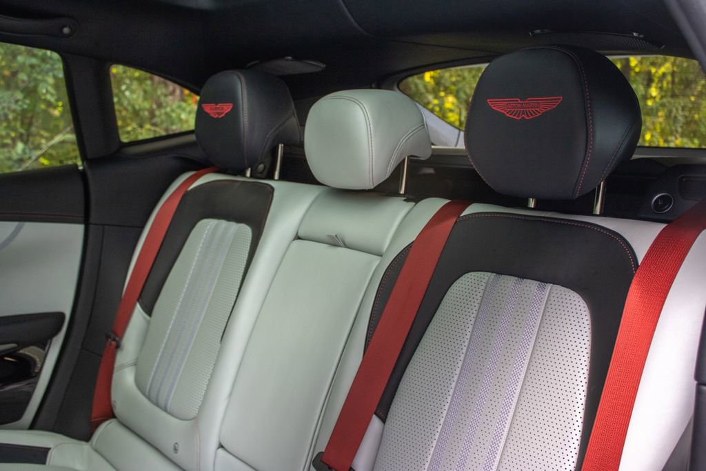 Used 2025 Aston Martin DBX 707 image 20