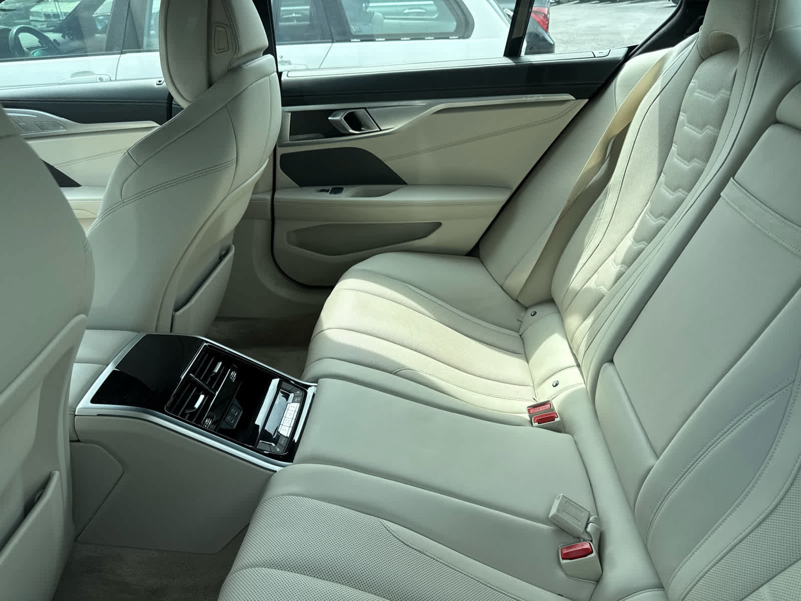 Used 2021 BMW 840i Gran Coupe xDrive w/ M Sport Package AWD/4WD image 10