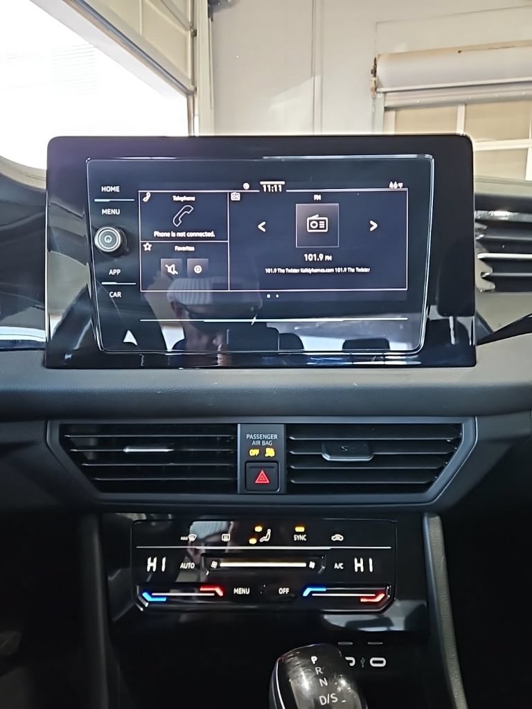 New 2025 Volkswagen Jetta S FWD image 27