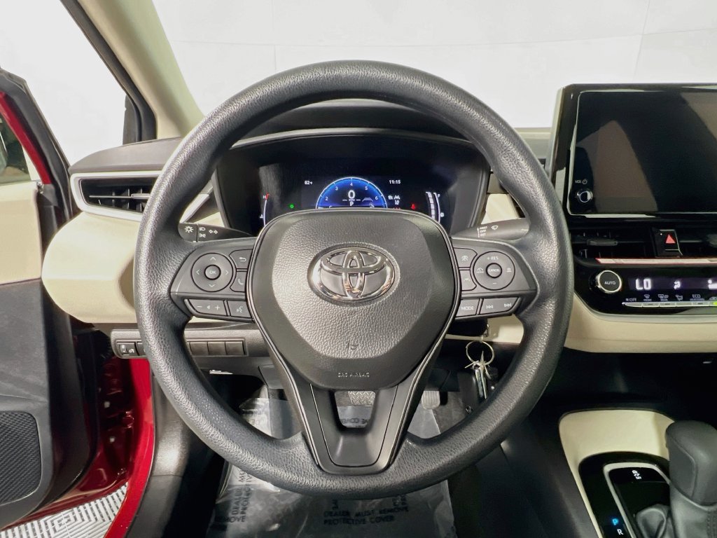 Used 2026 Toyota Corolla LE FWD image 15