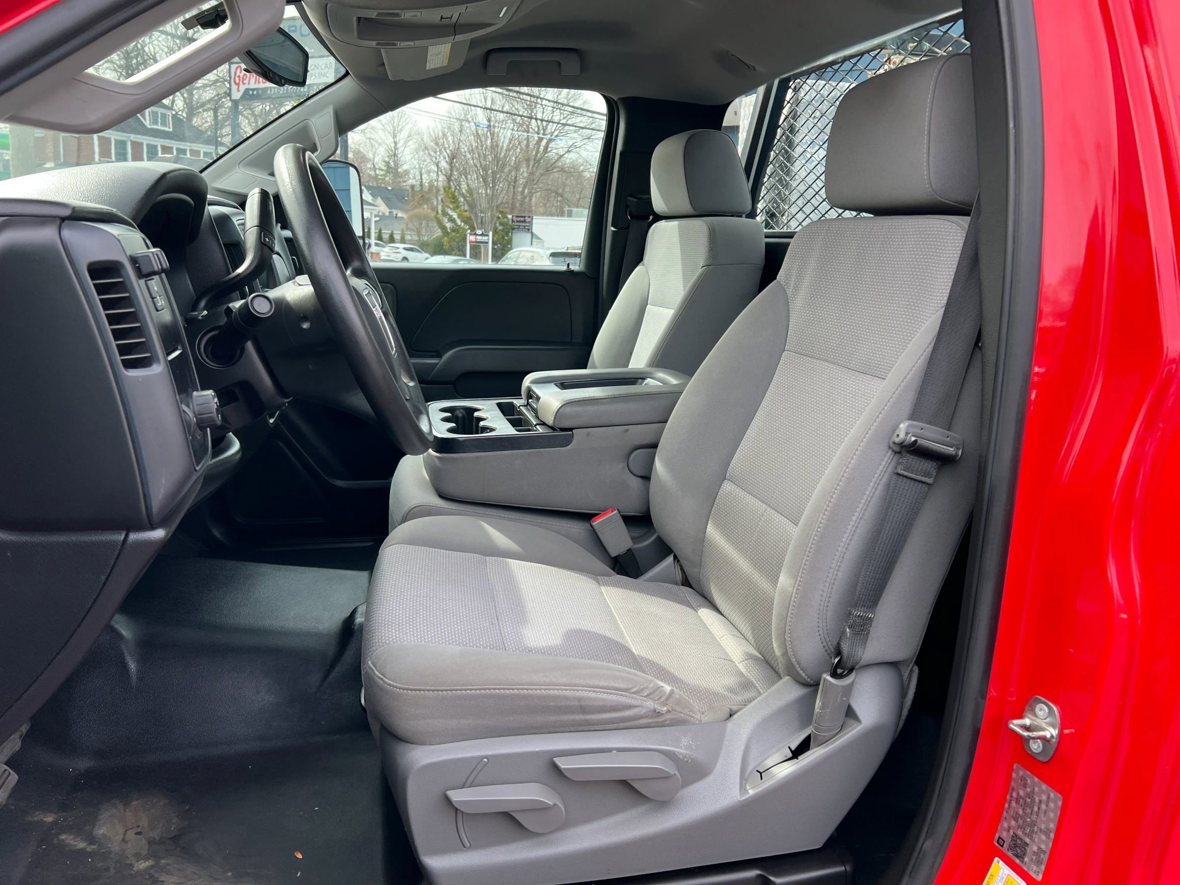 Used 2018 GMC Sierra 2500 2WD Regular Cab image 11