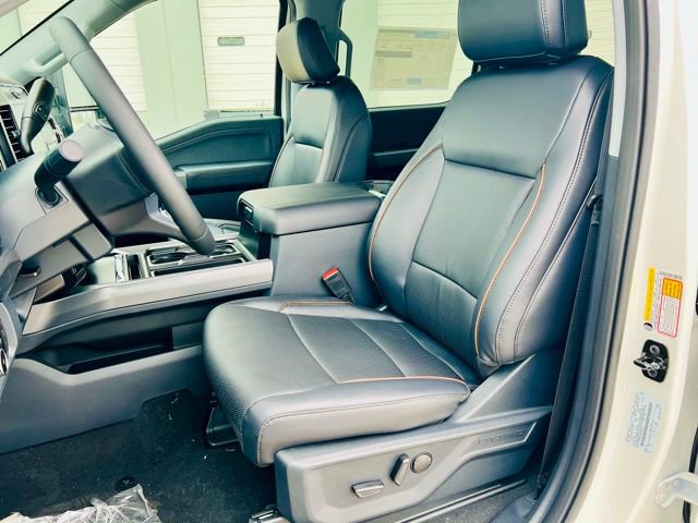 New 2026 Ford F250 Lariat w/ FX4 Off-Road Package image 12