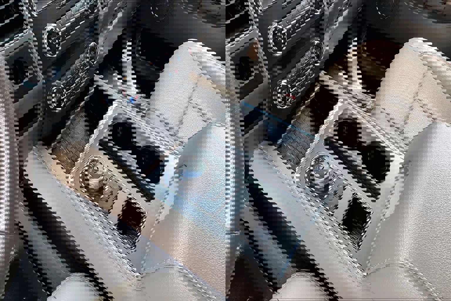 Used 2020 Ford Expedition XLT w/ Equipment Group 202A image 16