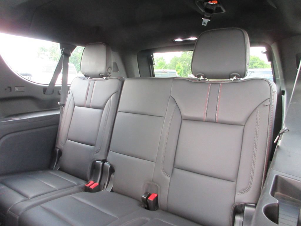 Certified 2023 Chevrolet Suburban RST AWD/4WD image 21