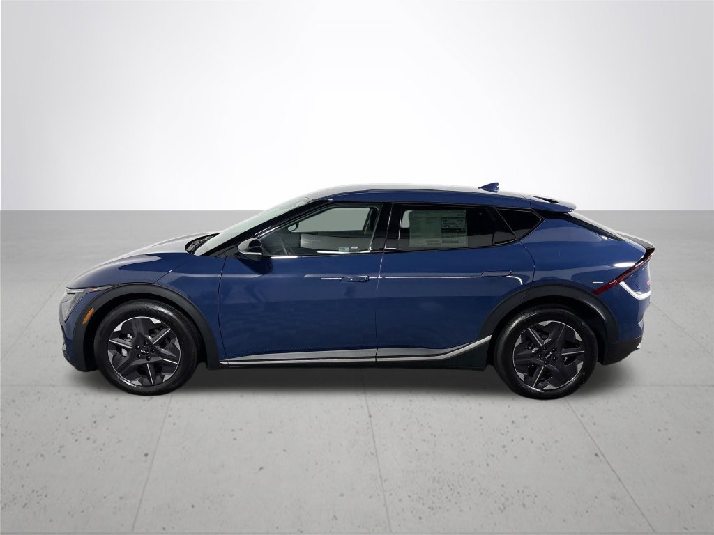 New 2026 Kia EV6 Light AWD/4WD image 9