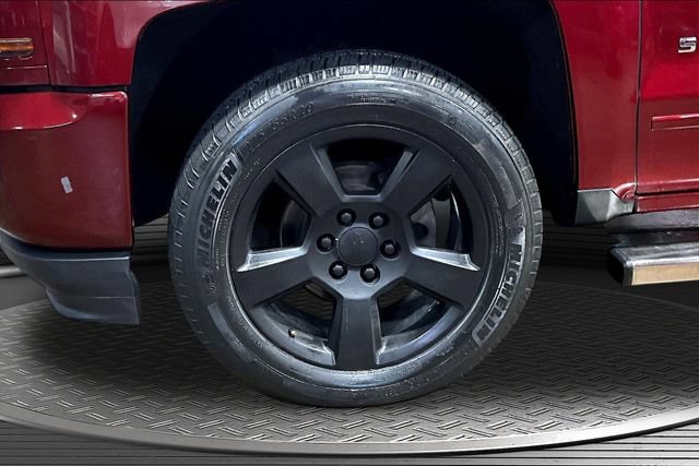 Used 2016 Chevrolet Silverado 1500 LT w/ All Star Edition AWD/4WD image 30