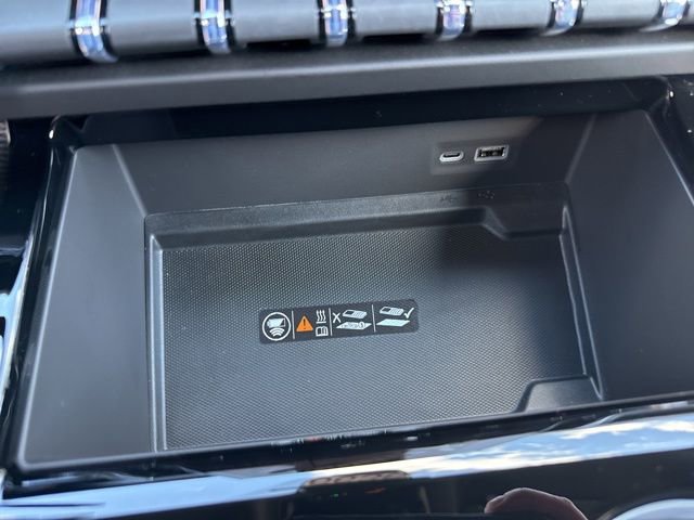 New 2026 GMC Yukon Elevation image 42