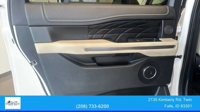 Used 2018 Ford Expedition Max Platinum image 32