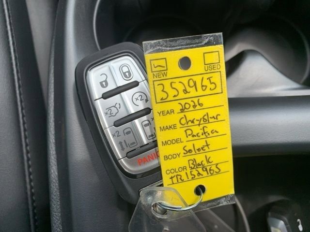 New 2026 Chrysler Pacifica Select image 31