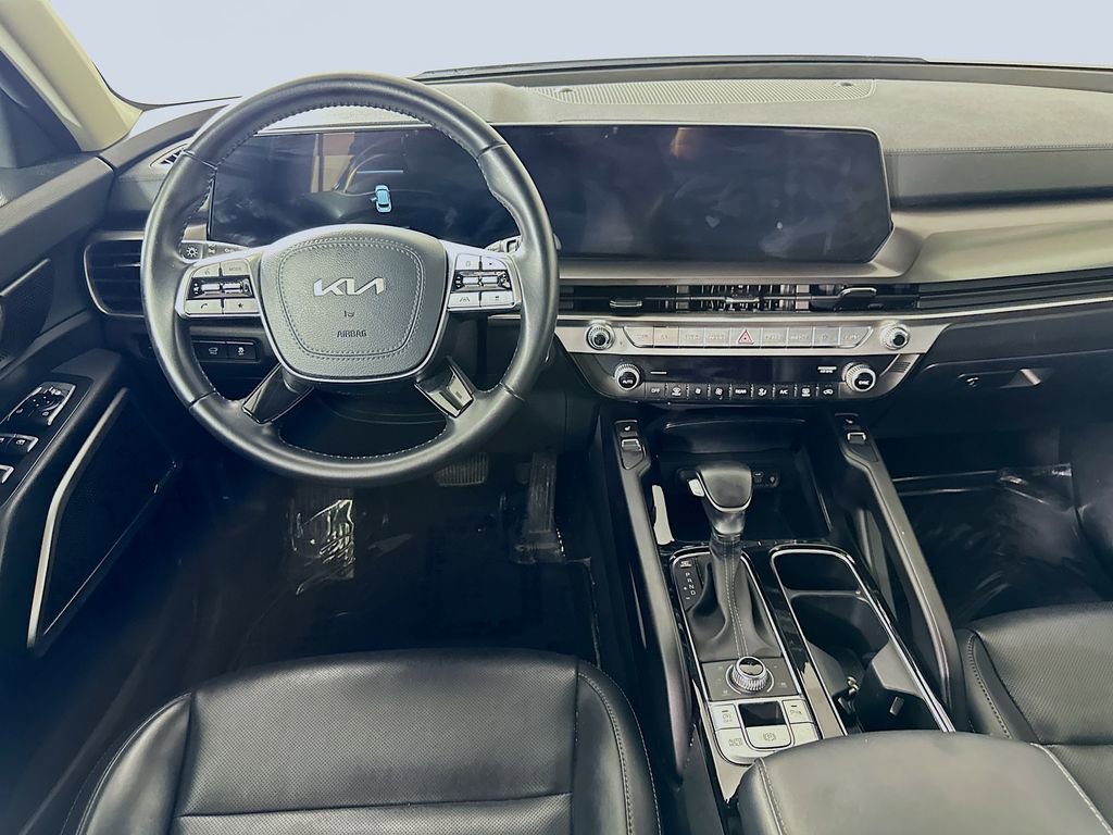 Used 2025 Kia Telluride S AWD/4WD image 18