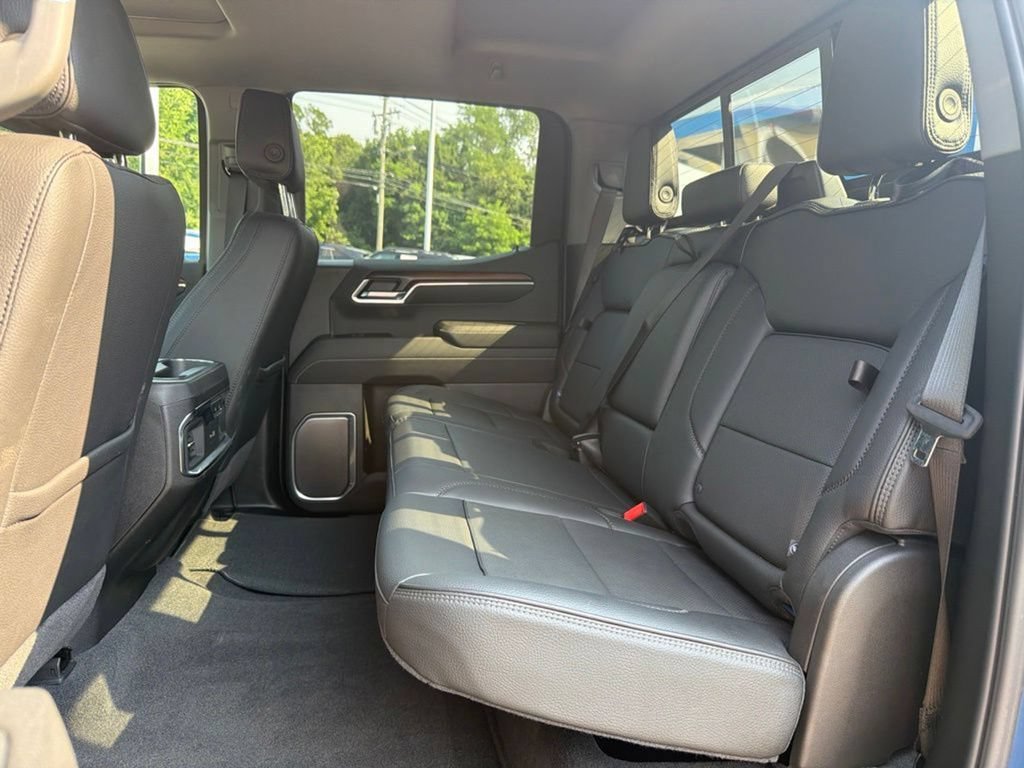 Certified 2025 GMC Sierra 1500 Denali AWD/4WD image 36