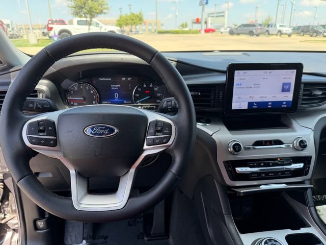 Certified 2023 Ford Explorer XLT image 13