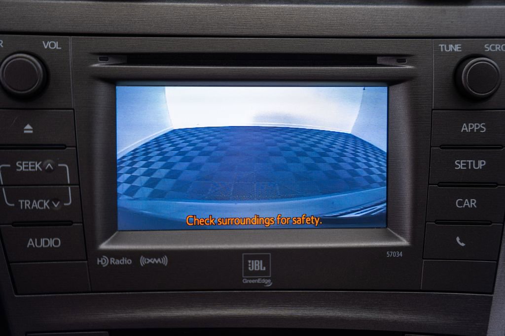 Used 2015 Toyota Prius Five FWD image 40