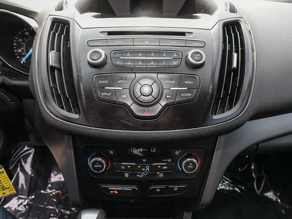Used 2017 Ford Escape SE AWD/4WD image 18