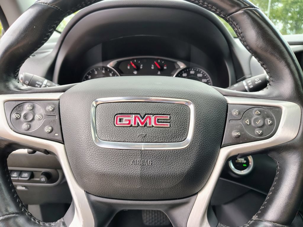 Used 2022 GMC Terrain SLT w/ Infotainment Package II AWD/4WD image 28