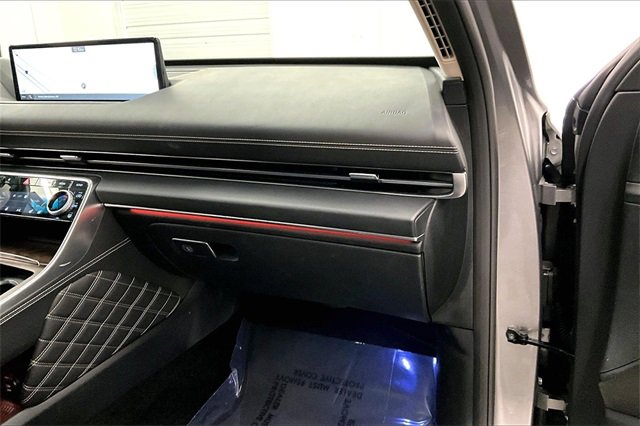 Used 2023 Genesis GV80 3.5T w/ Prestige Package image 16