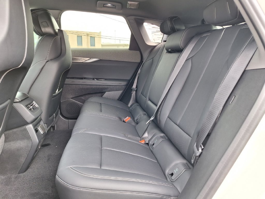 New 2027 Cadillac Optiq Premium Luxury RWD image 24